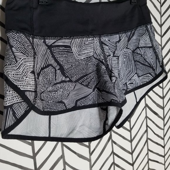 Lululemon Speed Short Dottie Tribe Black White 4 - Picture 2 of 8
